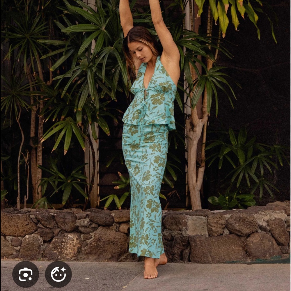 NWT Billabong Skirt and top set